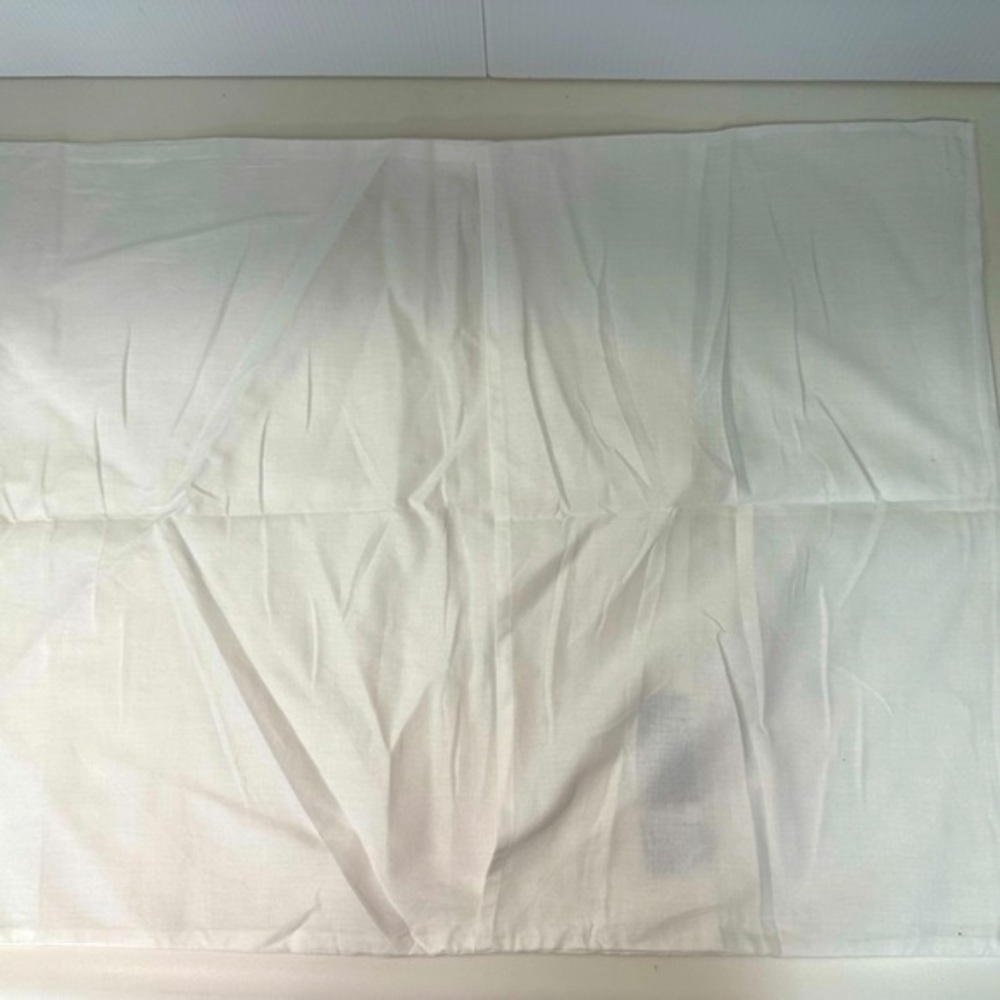 HALLMART COLLECTABLES 2 Standard Sham Linen White Pillow Cases 26W by 20L - Picture 4 of 7
